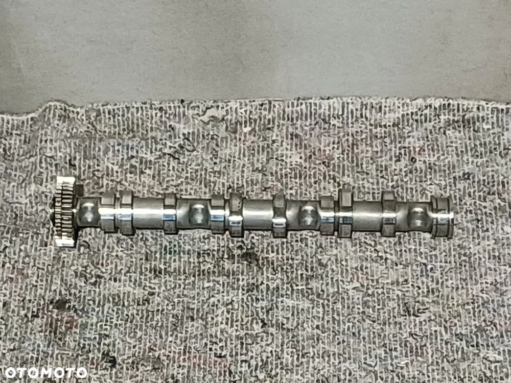 NR 46 Wałek rozrządu wdechowy do Audi A6 C6 2,7 TDI 059102CB - 2