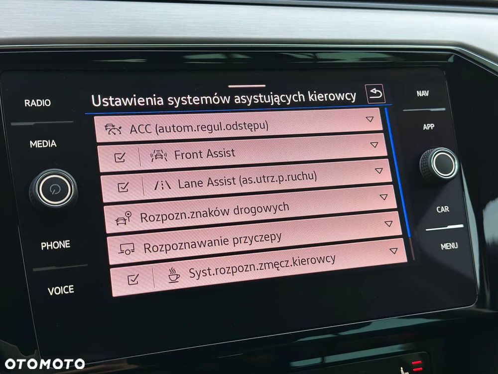 Volkswagen Passat 2.0 TDI SCR DSG Highline - 21