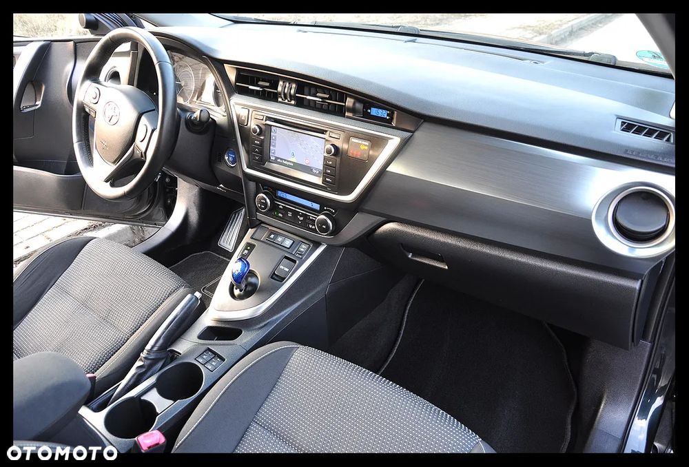 Toyota Auris - 5
