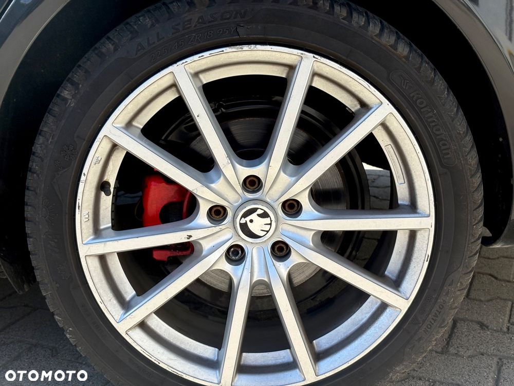 Skoda Octavia 2.0 TDI DPF DSG RS - 10