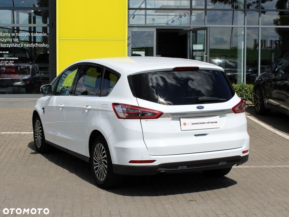 Ford S-Max - 10