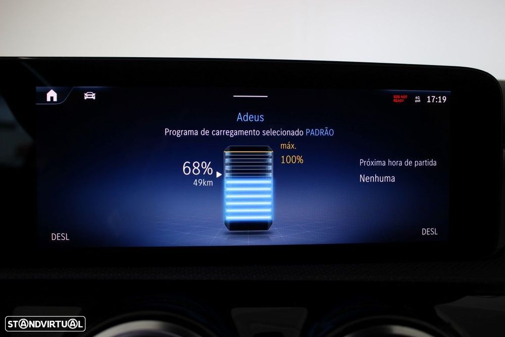 Mercedes-Benz A 250 e AMG Line - 24