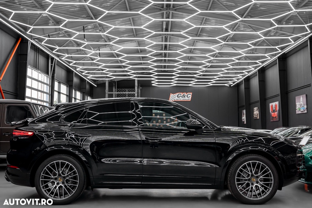 Porsche Cayenne Coupe Standard - 30