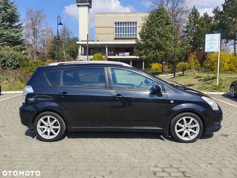 Toyota Corolla Verso 2.2 D-4D DPF Executive - 9
