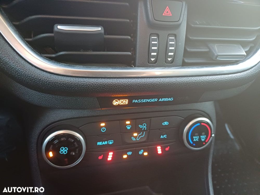 Ford Fiesta 1.0 EcoBoost Hybrid S&S COOL&CONNECT - 20