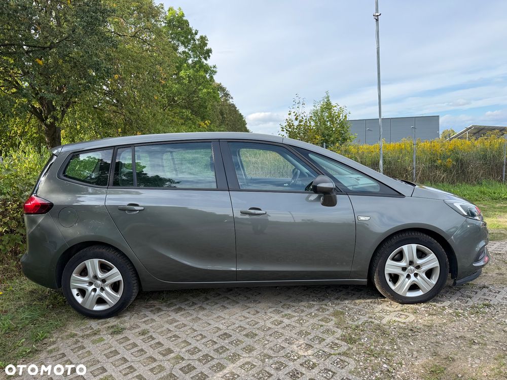 Opel Zafira 2.0 D (CDTI) Automatik Edition - 4