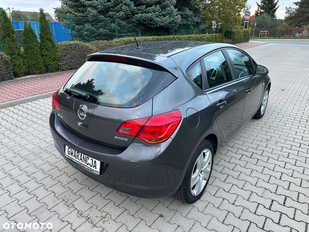 Opel Astra 1.4 - 7