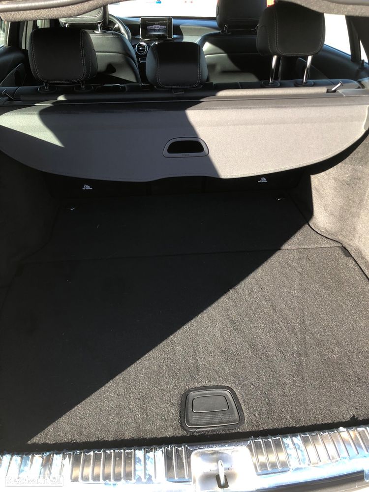 Mercedes-Benz C 220 d AMG Line - 28