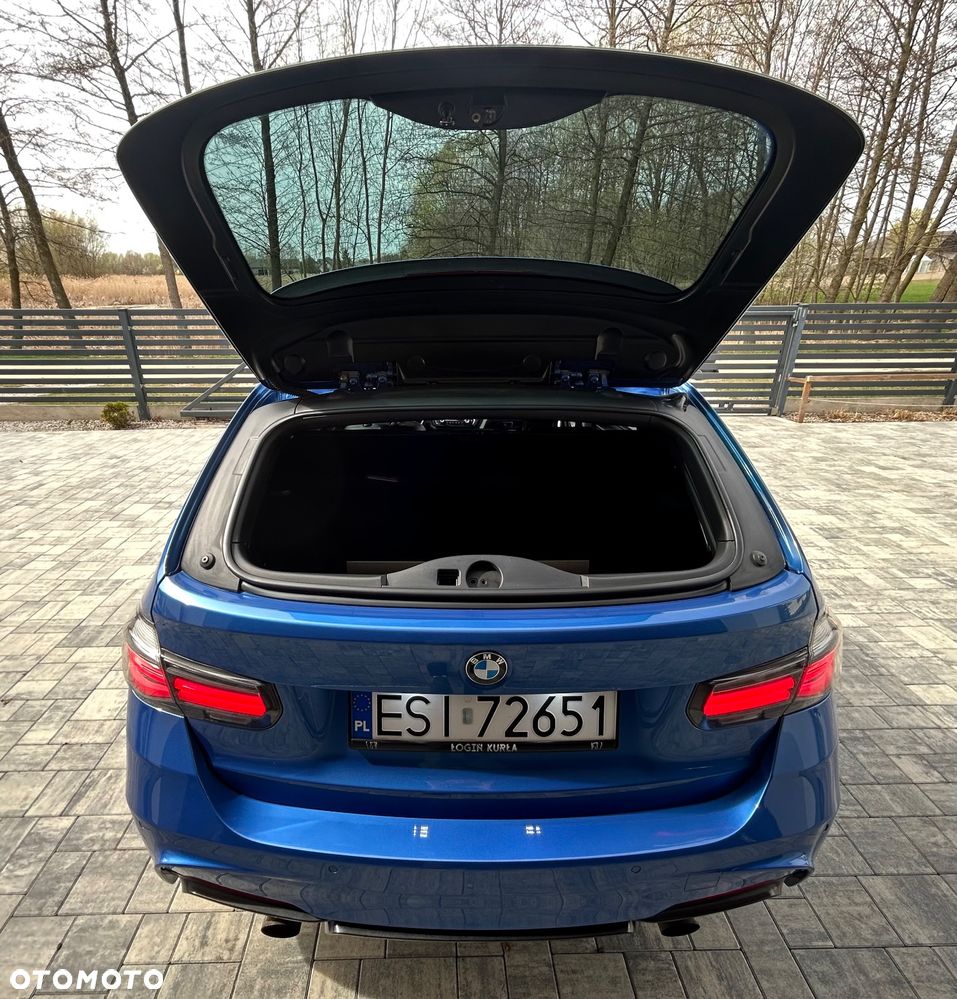 BMW Seria 3 330d xDrive Sport Line - 7