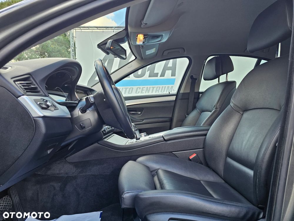 BMW Seria 5 520d - 16