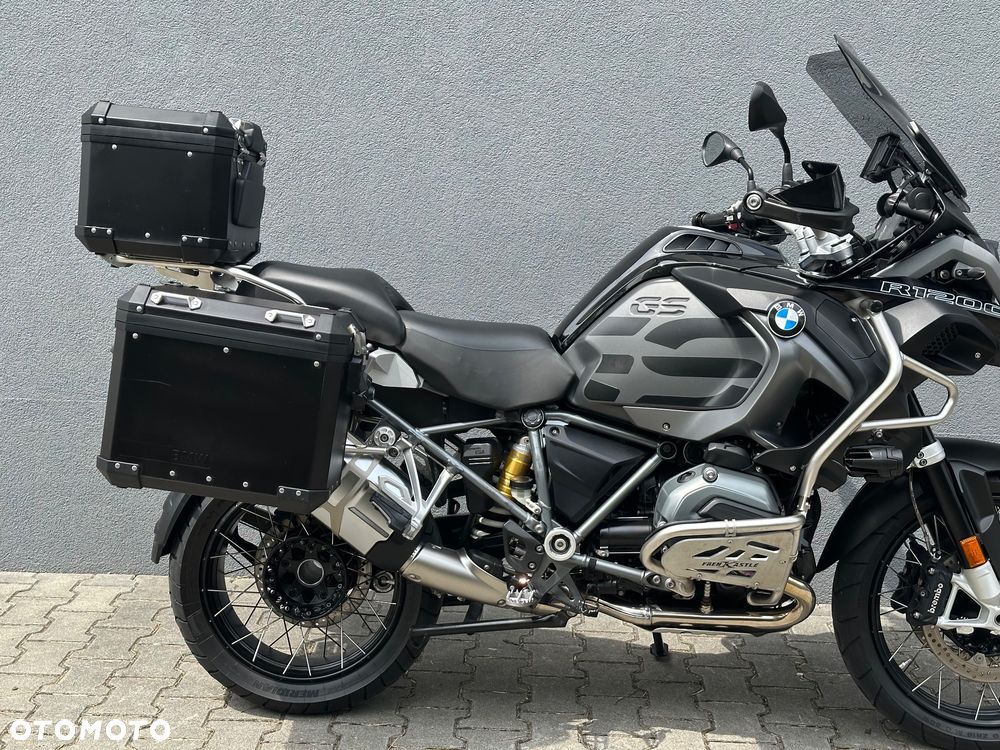 BMW R - 9