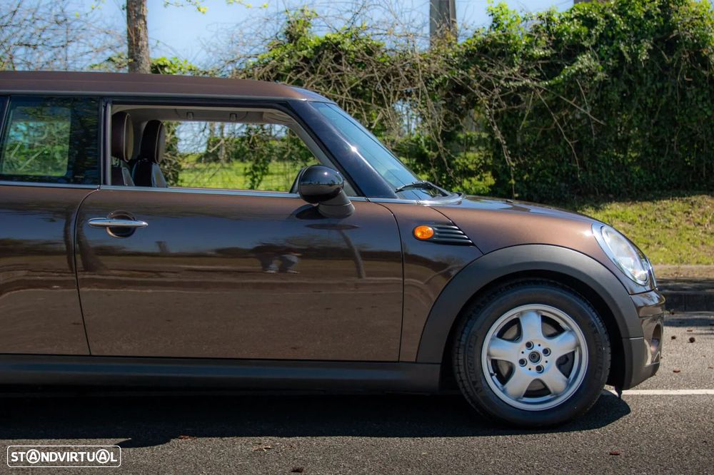 MINI Clubman Cooper D - 19