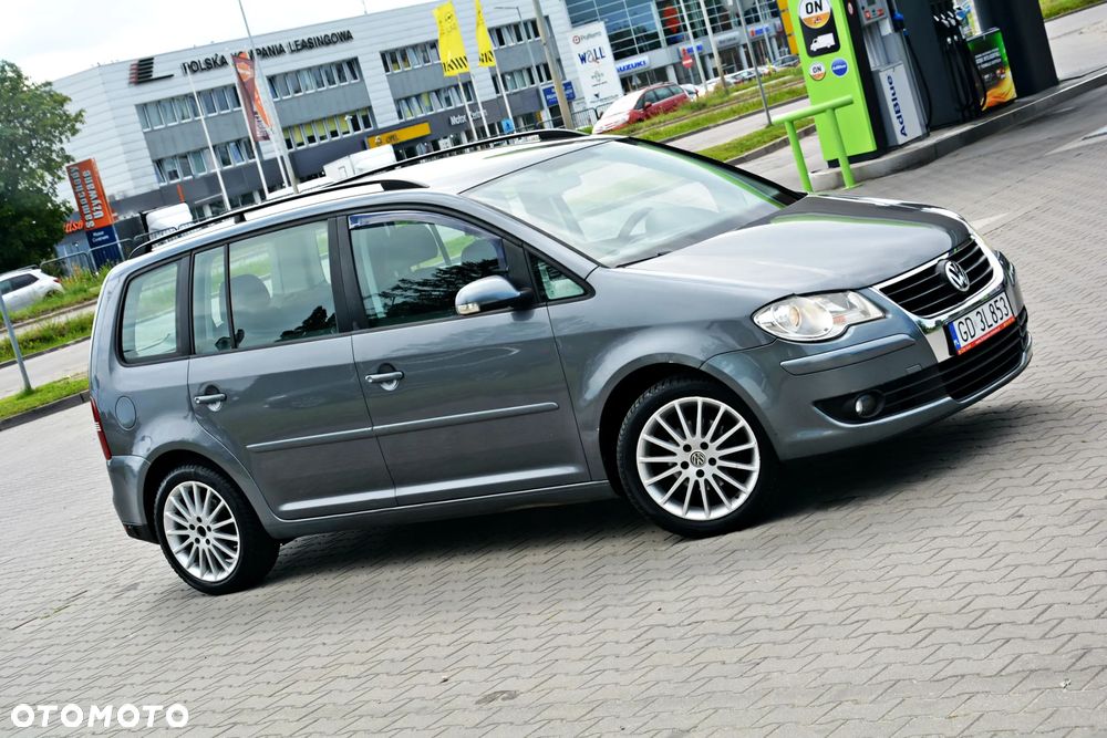 Volkswagen Touran 1.6 Basis - 7