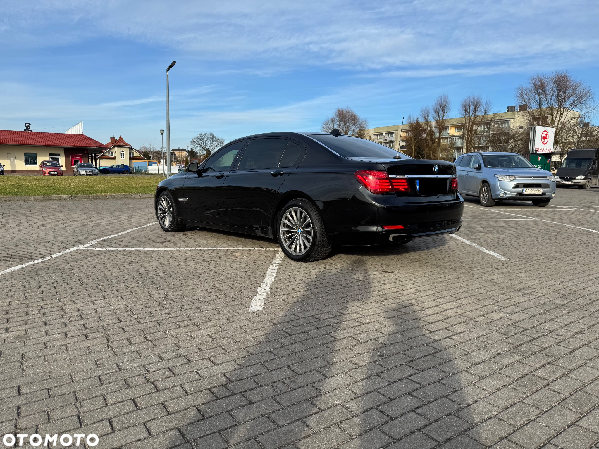 BMW Seria 7 750Li xDrive - 4