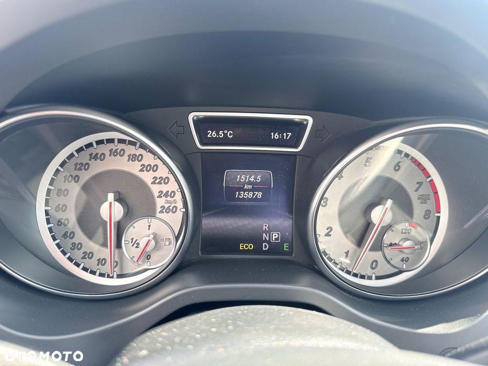 Mercedes-Benz GLA 200 7G-DCT AMG Line - 8