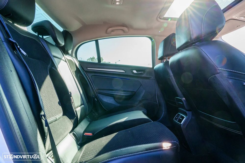 Renault Mégane - 6
