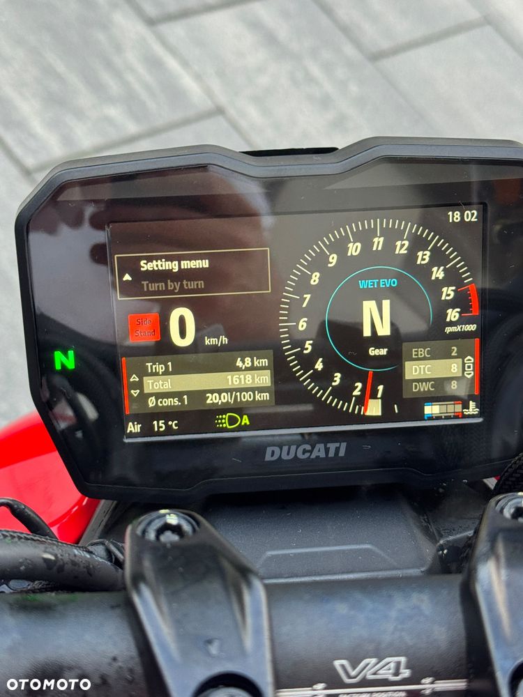 Ducati Streetfighter V4 - 6