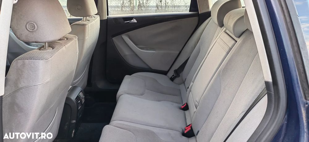 Volkswagen Passat 1.9TDI Comfortline DPF - 15