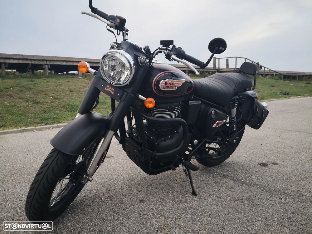 Royal Enfield Bullet Premium - 1