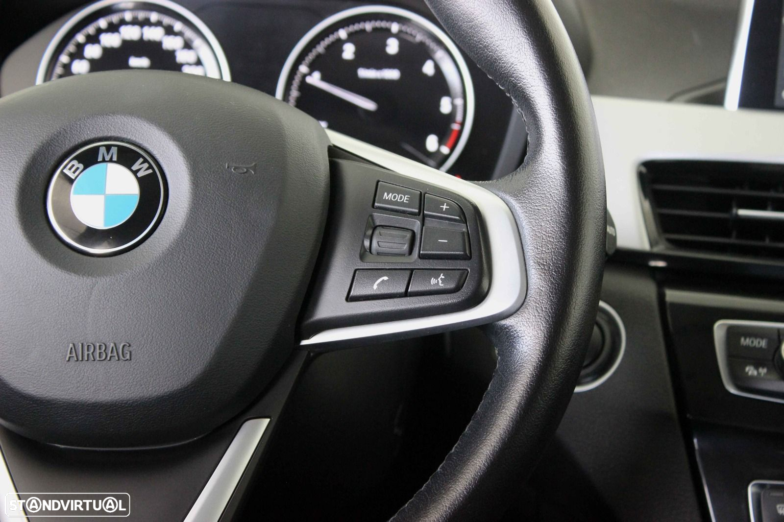 BMW X1 16 d sDrive Corporate Edition Auto - 17