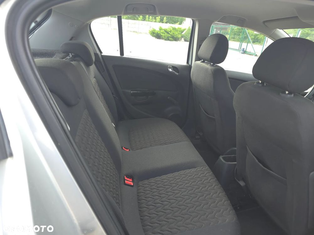 Opel Corsa 1.3 CDTI DPF Edition - 12