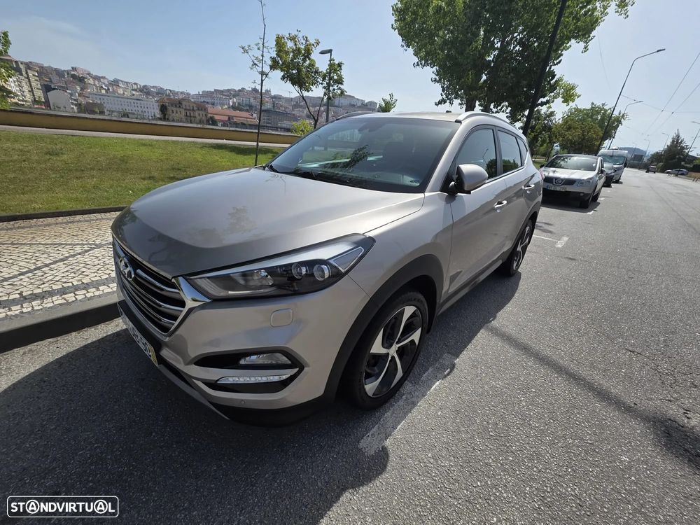 Hyundai Tucson - 2