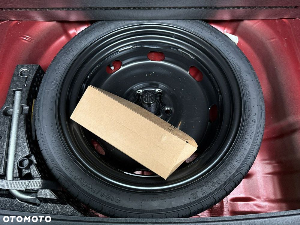 Volkswagen T-Roc - 28