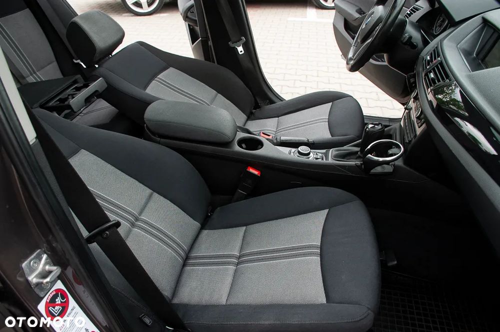 BMW X1 - 24