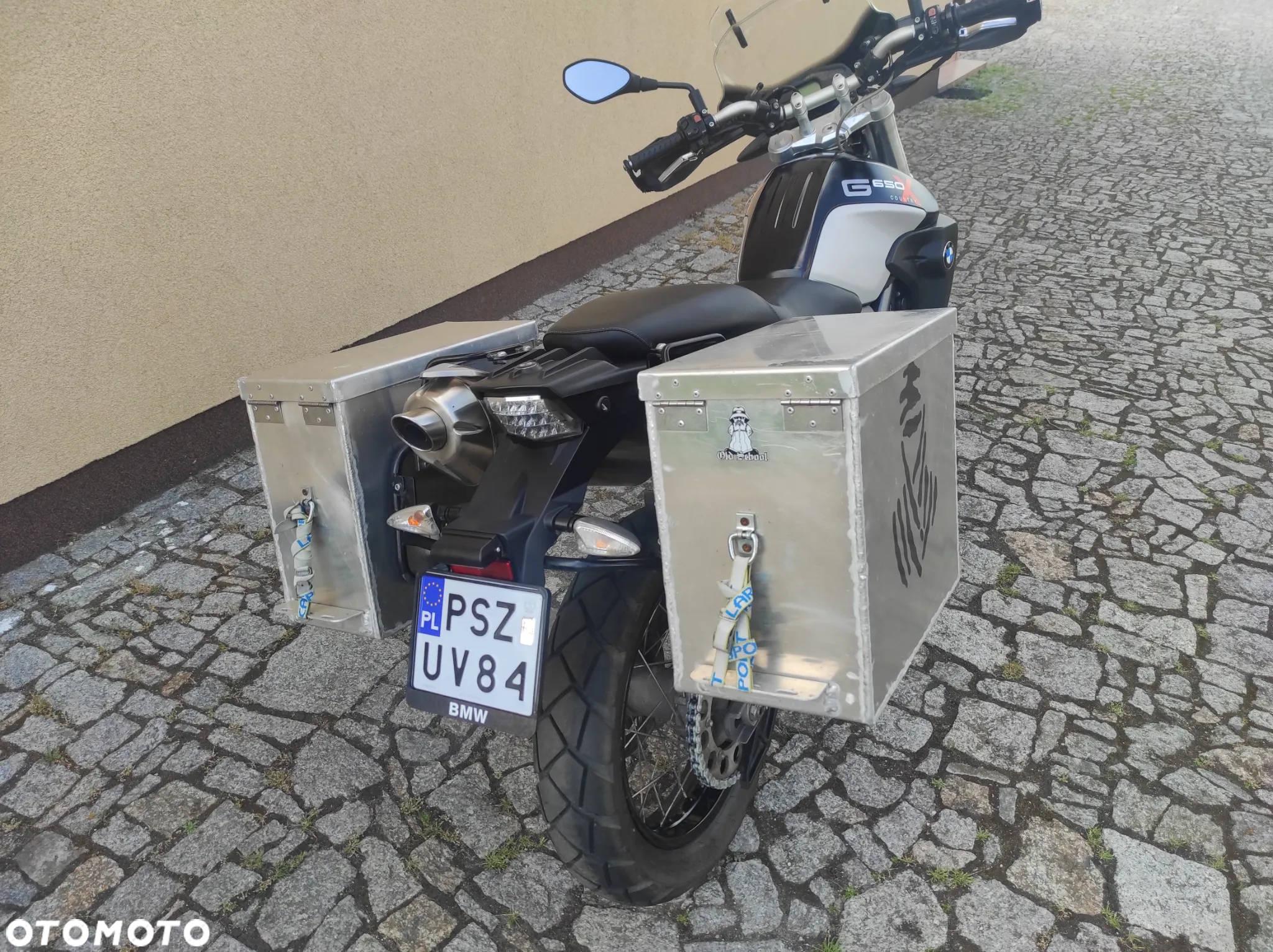 BMW G - 7