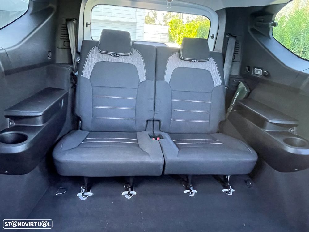 Dacia Jogger 1.6 Extreme 7L - 28