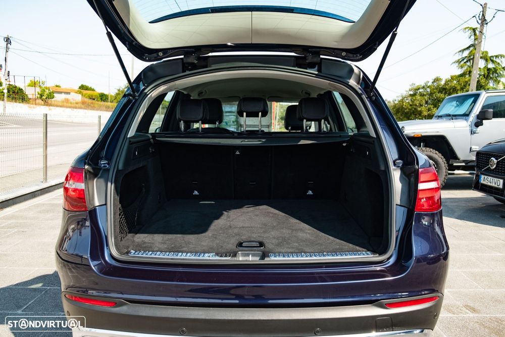 Mercedes-Benz GLC 250 d AMG Line 4-Matic - 42