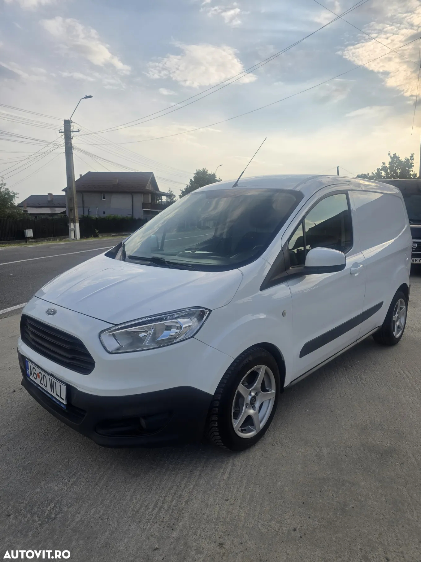 Ford Courier - 8