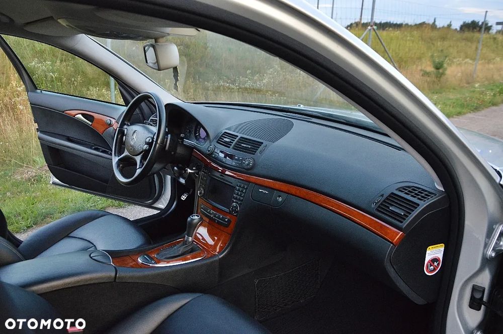 Mercedes-Benz Klasa E 200 Kompressor Automatik Elegance - 17