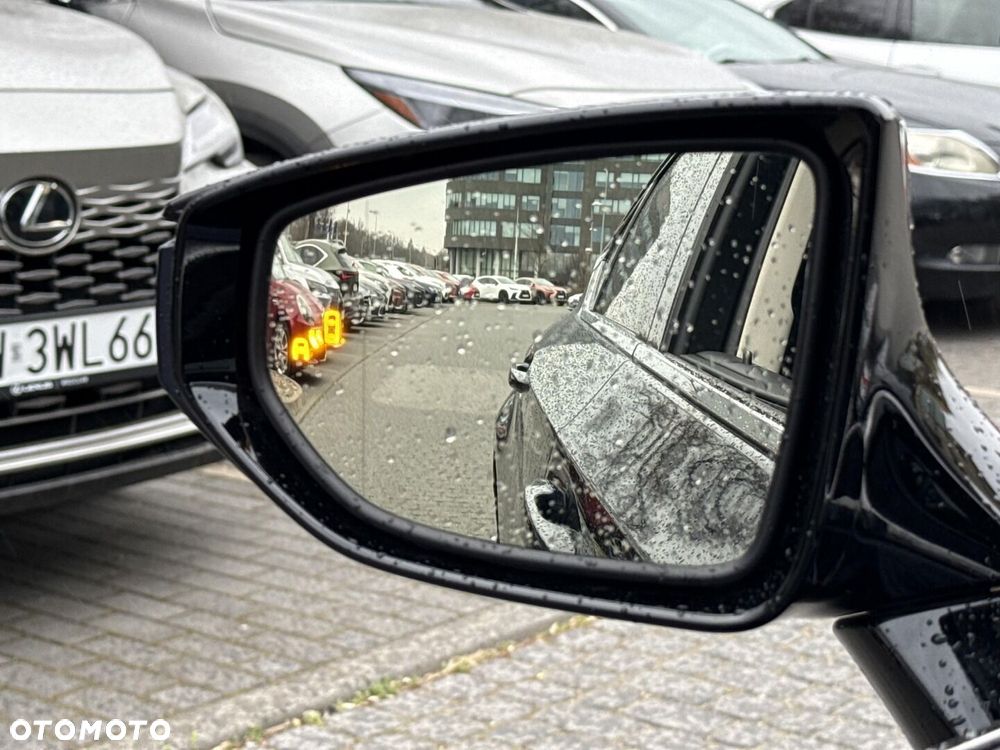 Lexus ES 300h Business Edition - 23