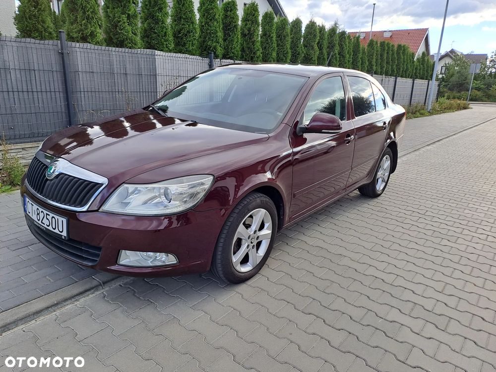 Skoda Octavia 1.6 Ambition - 9