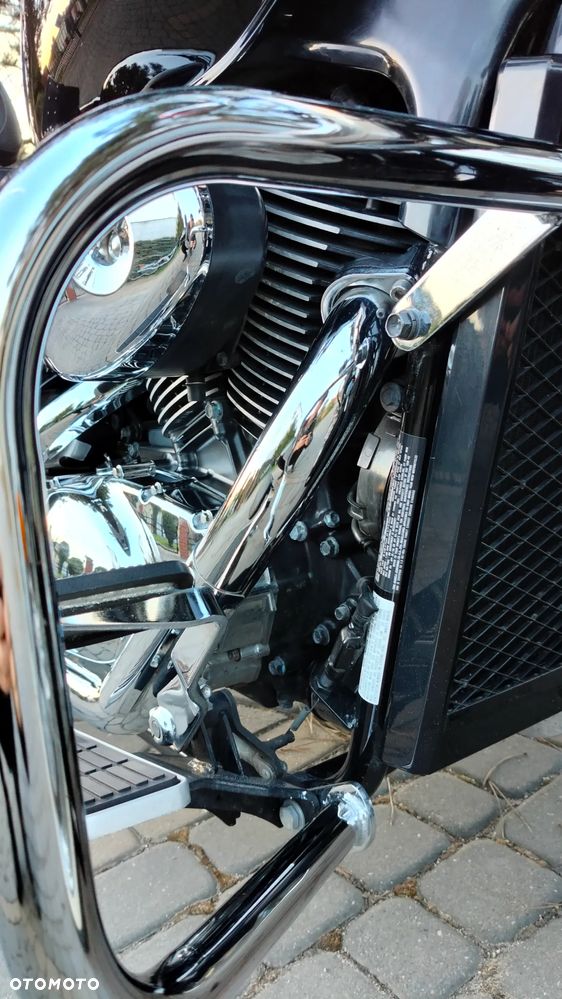 Suzuki VL 800 Volusia - Boulevard C50 - 13