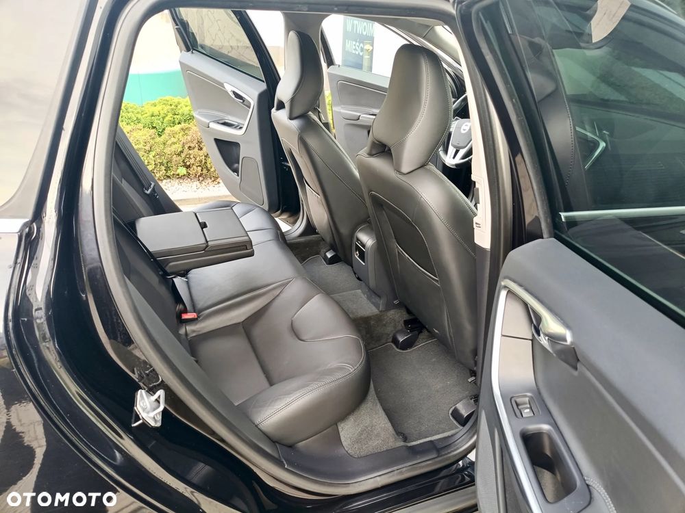 Volvo XC 60 D4 Summum - 17