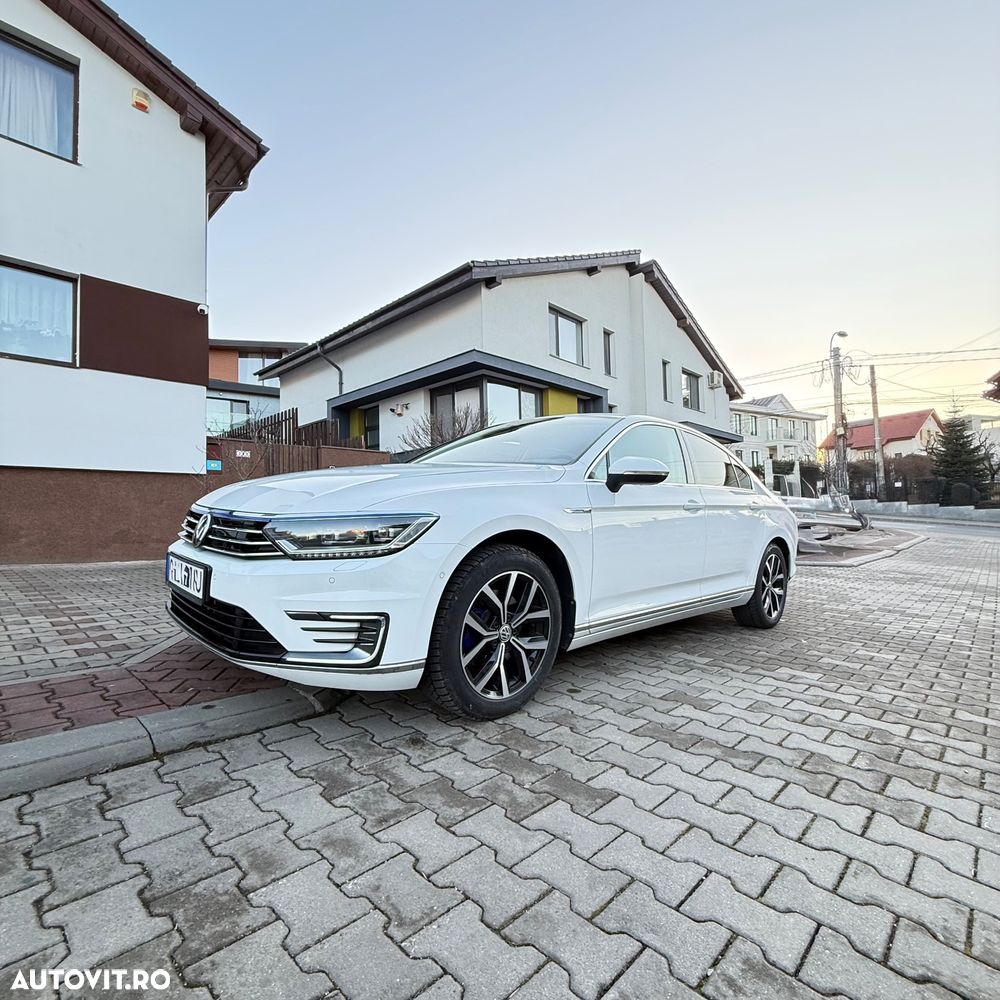 Volkswagen Passat - 5