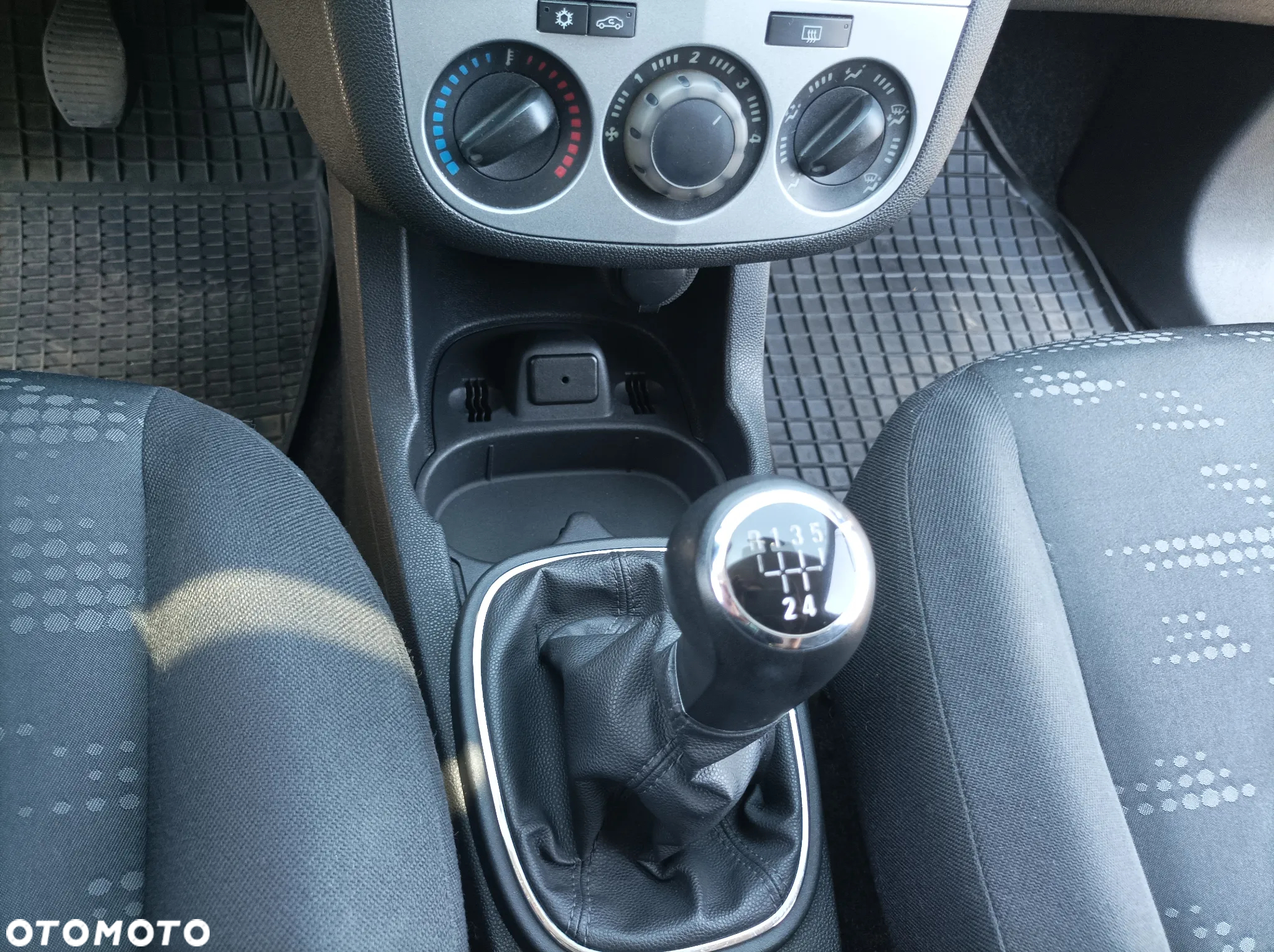 Opel Corsa 1.4 16V Color Elegance - 21