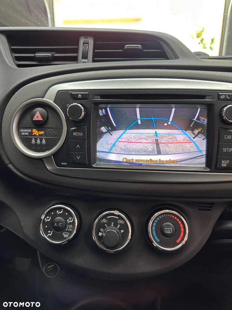 Toyota Yaris 1.0 Active - 19