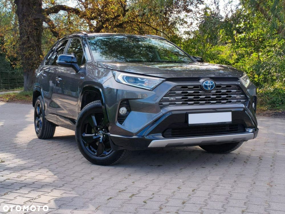 Toyota RAV4 - 6