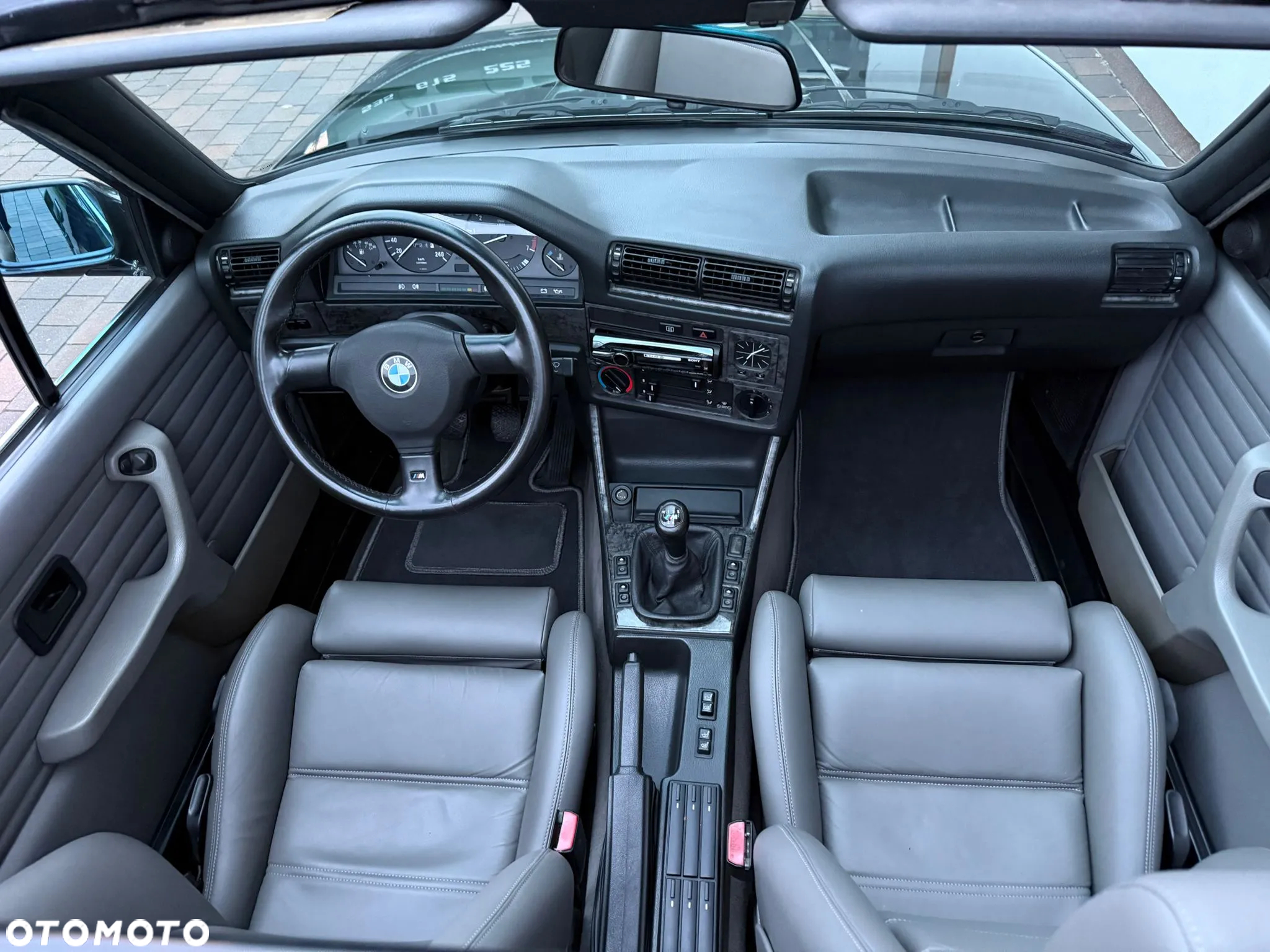 BMW Seria 3 325i - 19