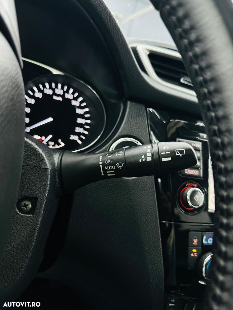 Nissan X-Trail 1.6 dCi N-Connecta - 31