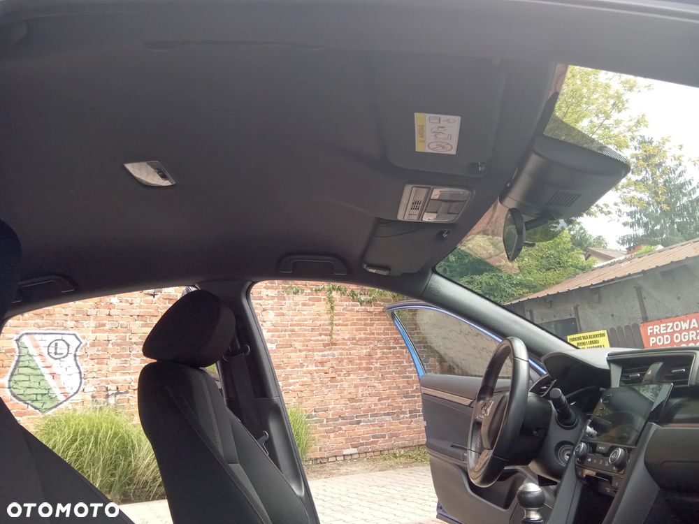 Honda Civic 1.0 T Comfort Sport Line - 18