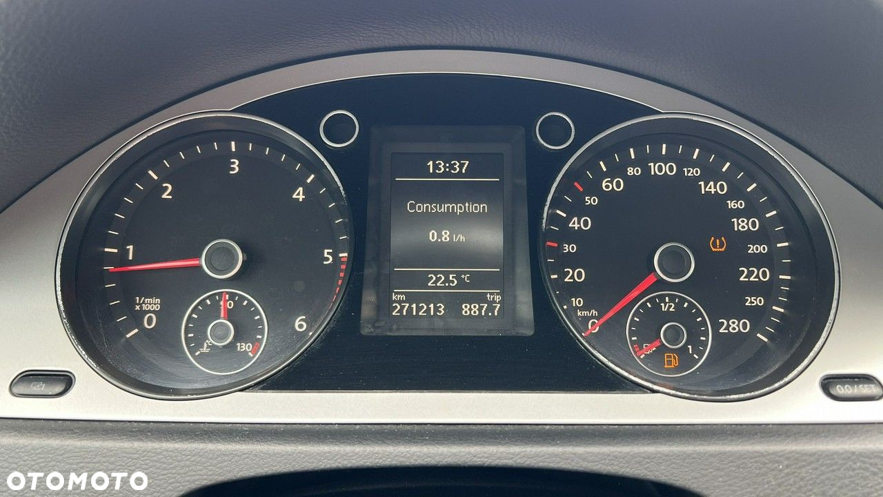 Volkswagen Passat CC - 27