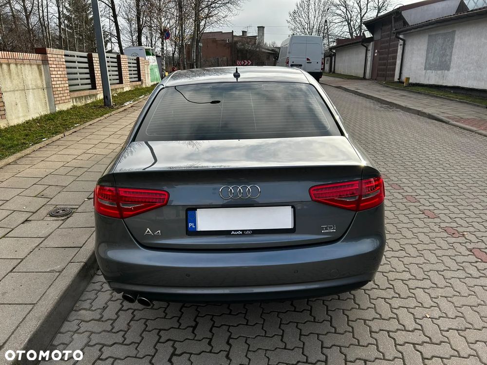 Audi A4 Limousine 2.0 TDI DPF S line Sportpaket - 7