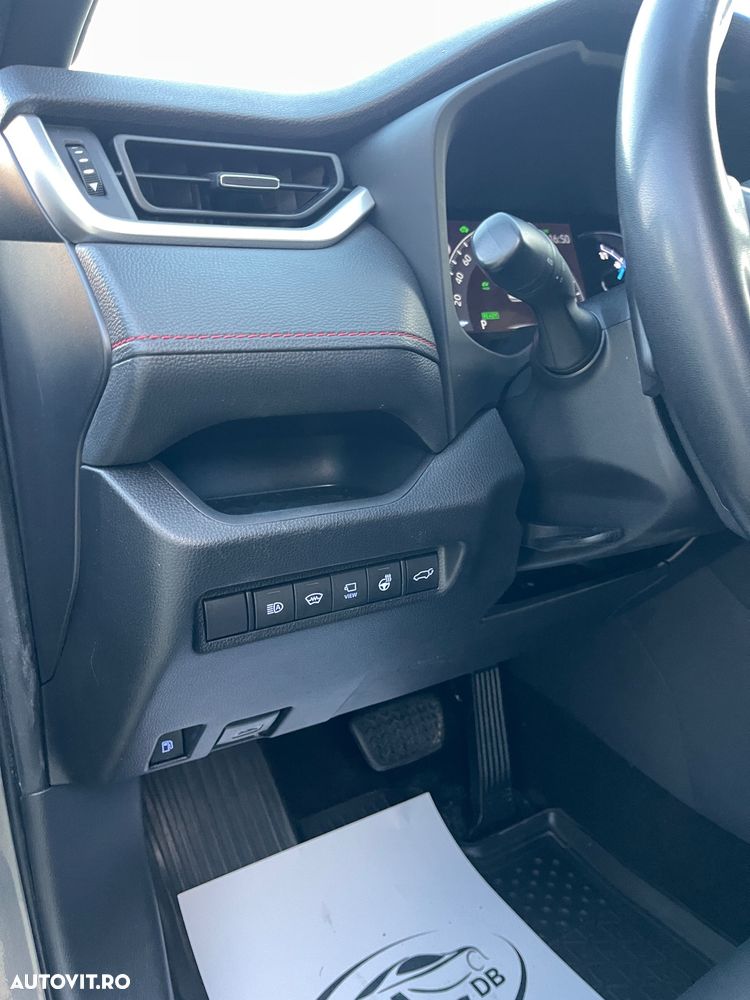 Toyota RAV4 ver-2-5-phev-vvt--ie-4x4-style-bi--tone - 32