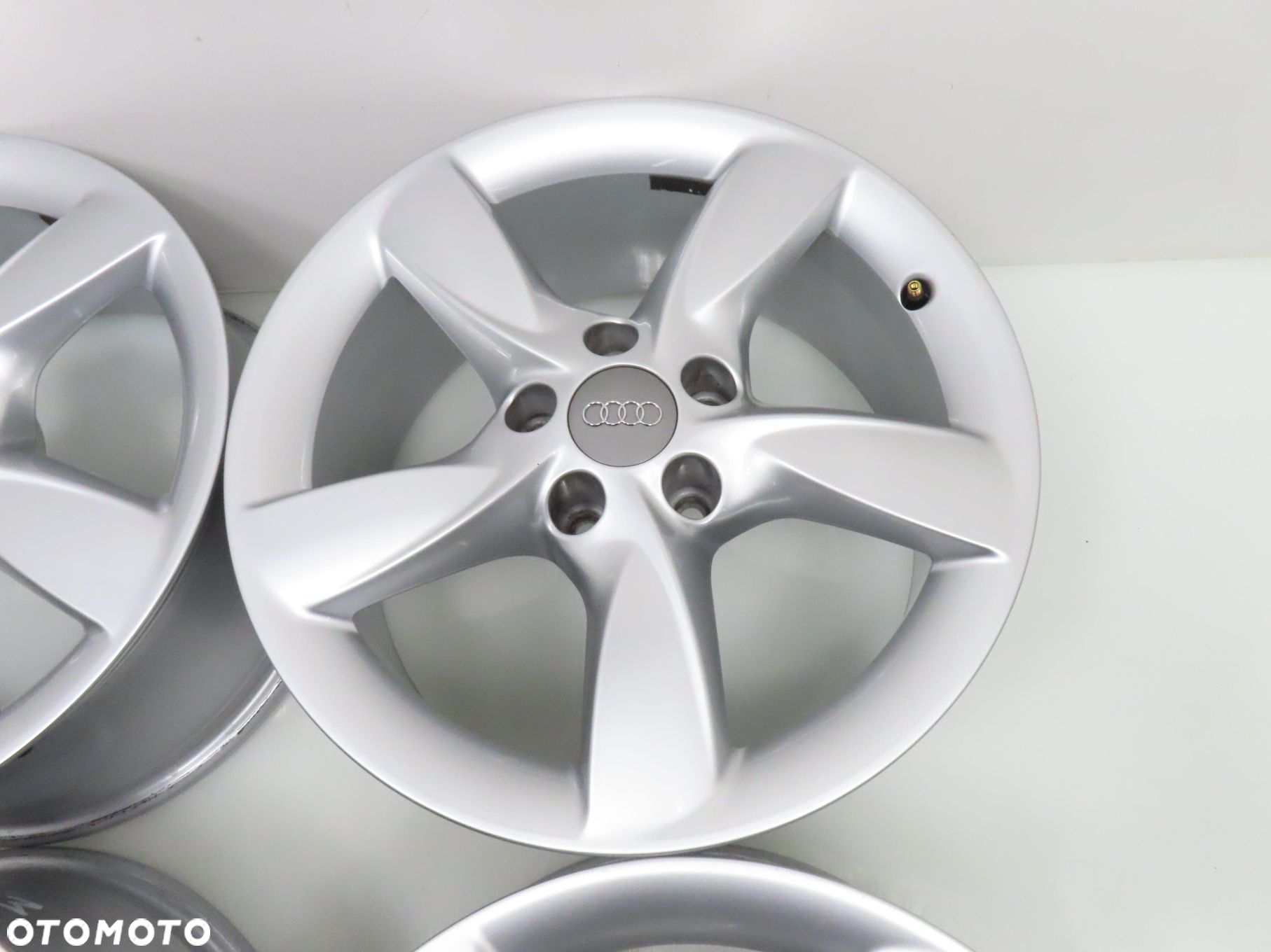 Alufelgi 17'' Audi A4 A6 5x112 7,5J ET37 4G0071497 - 7
