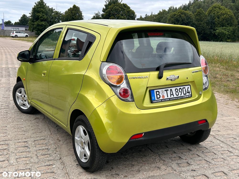 Chevrolet Spark 1.0 - 8