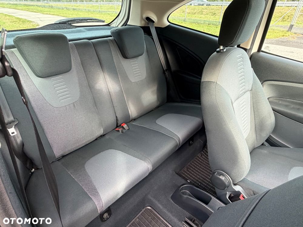 Ford KA 1.2 Titanium+ - 31